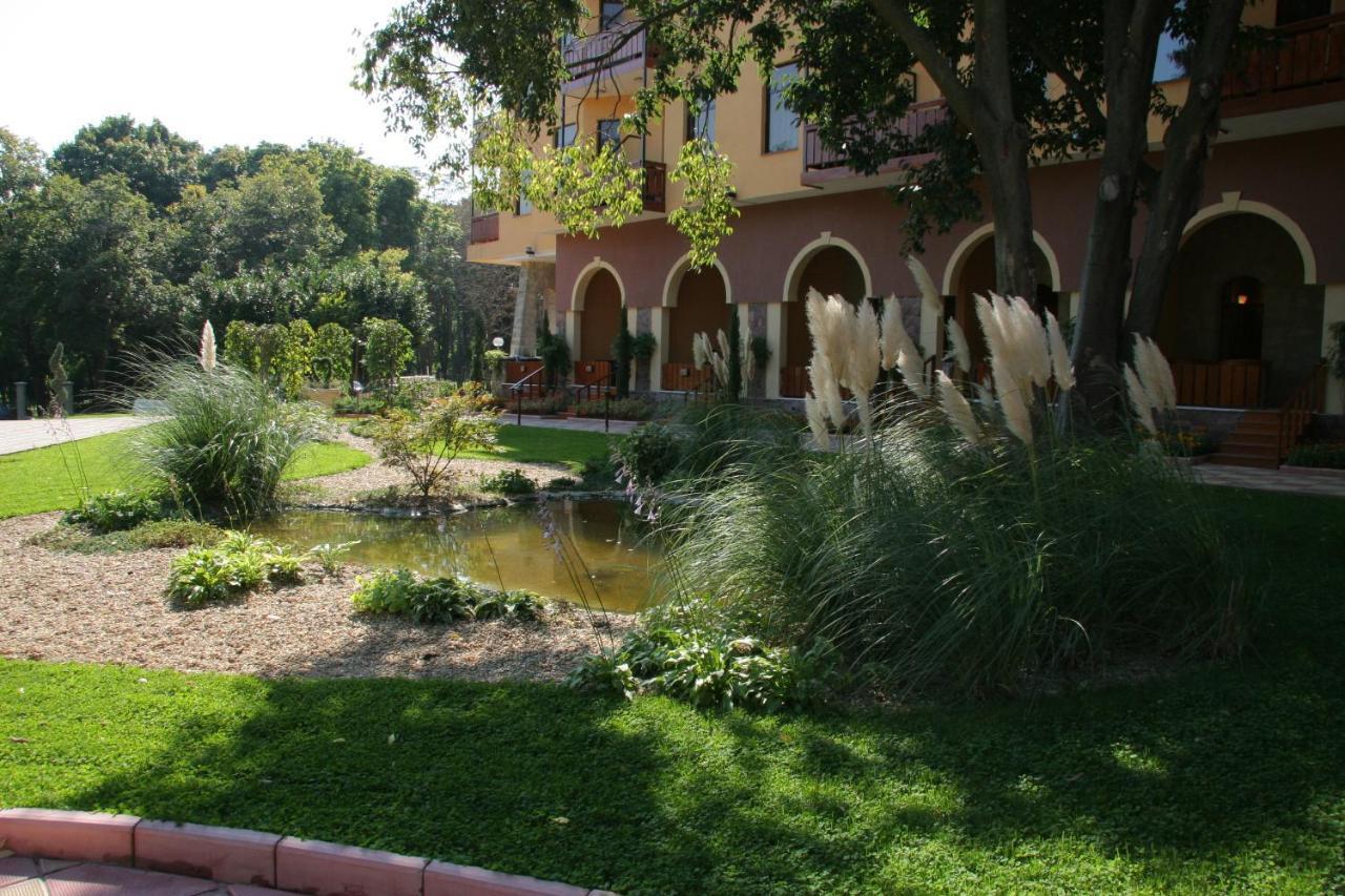 Estreya Residence Hotel And Spa Saints Constantine and Helena Exterior foto